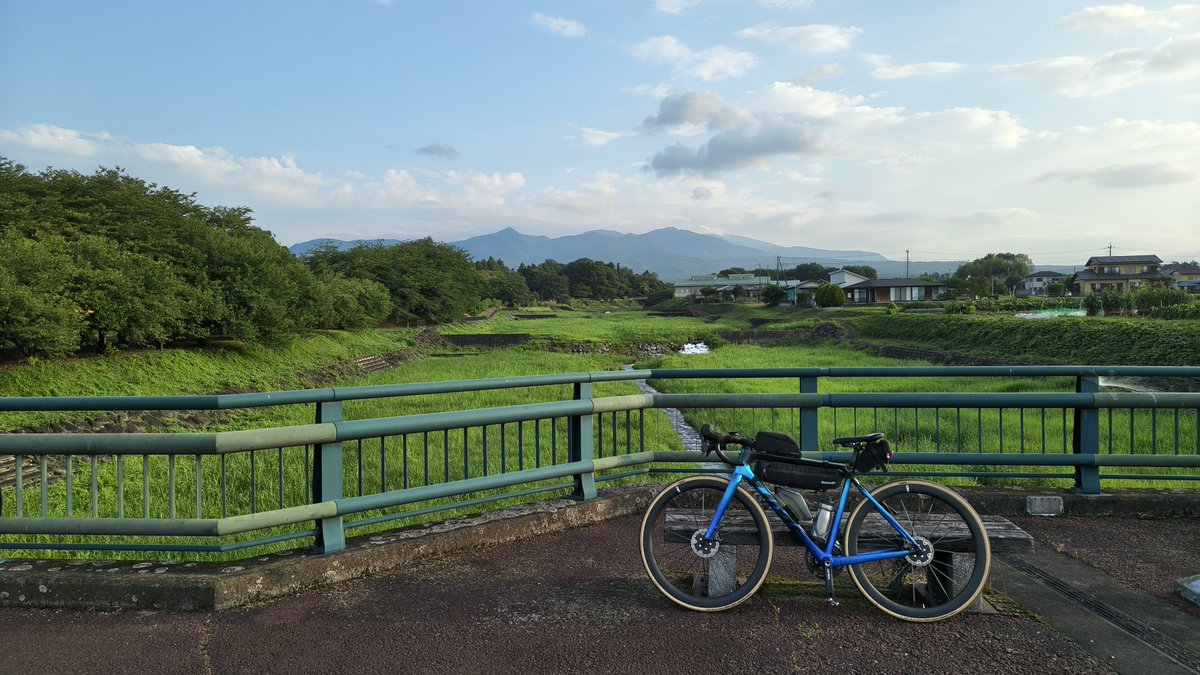 Rosemine1040's tweet photo. 長岡花火を見に行くグンマー人
…パスポート無いのが不安である https://t.co/Dv0zcOsPu8