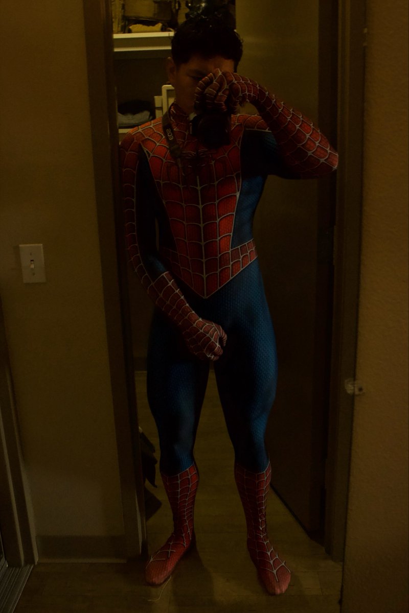 sincerelyrez's tweet photo. i’m to die for #spiderman https://t.co/eMkJ8eUCK7