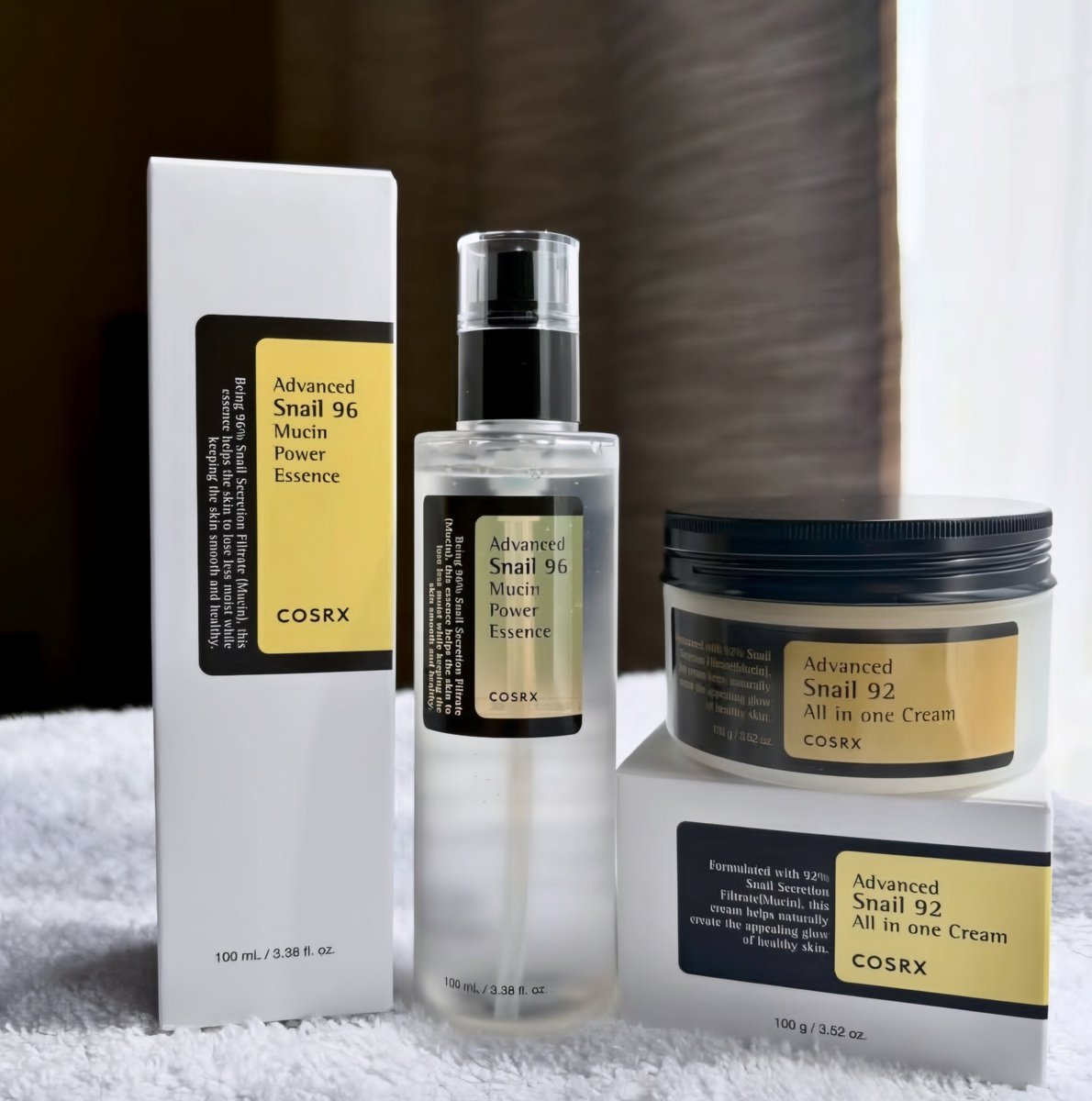 NoFilterSkin's tweet photo. This is the exact kind of thing Disaar does to make people who don't know much about skincare believe they're dealing with the real brand.

Disaar                                                    Original https://t.co/NSDKjbAEa1