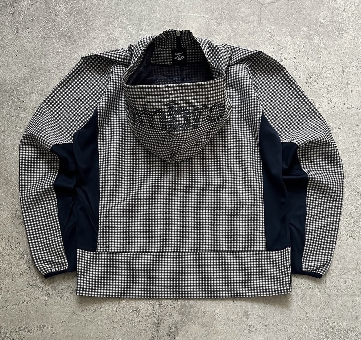 theattractmag's tweet photo. umbro plaid jacket https://t.co/JpJvFbDU69