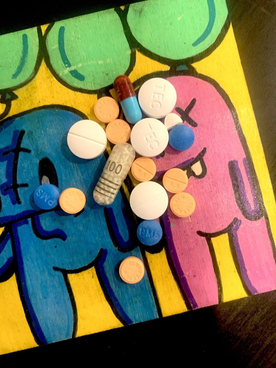 DeeBoysz's tweet photo. It ain't addiction, it's a lifestyle #drugs #drugtwt #coketwt #edtwt https://t.co/H8o4TxVmO6