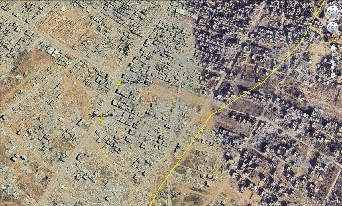 NemoAnno's tweet photo. In the night of 21-22 July, Israeli forces seemingly placed another yellow block at Salah Al-Din Street, south of the Dawla roundabout in the Al-Zeytoun neighborhood of Gaza City, Northern #Gaza 
31.490505, 34.452431
370m west of the official yellow line.
https://t.co/sLWaC0zPxT https://t.co/QTJHONJQcv