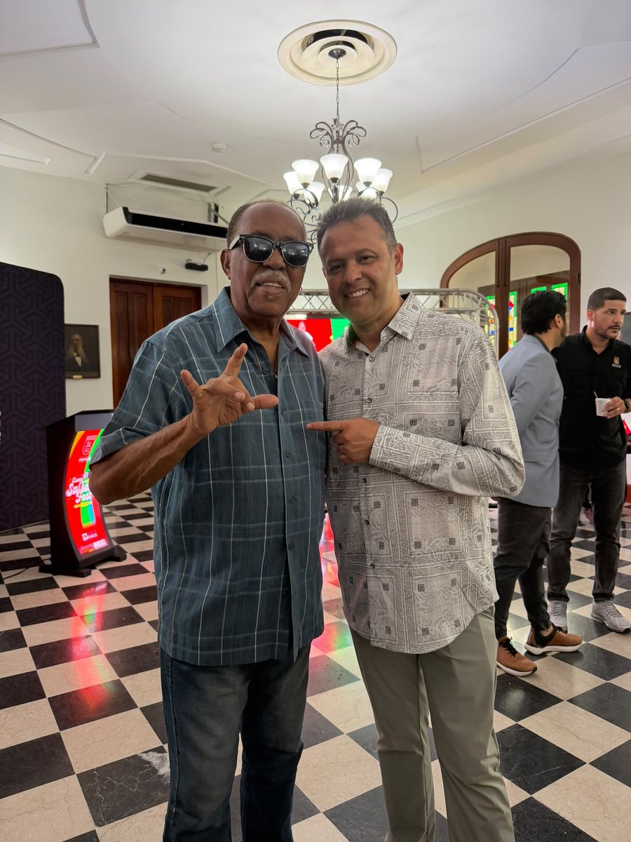 TellezRobert's tweet photo. Con Tito Allen en el Ponce, Cuna de la Salsa Fest 2026.
#salsa #TitoAllen https://t.co/XRUreNNPQ1
