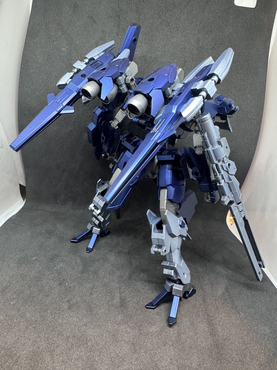 kusemono_m's tweet photo. #30MM

ゼノヴァルト(仮称) ・高機動型
機体解説
武力衝突が続く月面において突如ゲートから出現…地球,バイロン,月独立派を問わず各勢力に攻撃を仕掛けてきた謎の機体

各戦域において昨今確認されている機体と同系統の機体で低重力・無重力空間での機動力を重視したカスタムが為されていると思われる https://t.co/36ZQldYeis