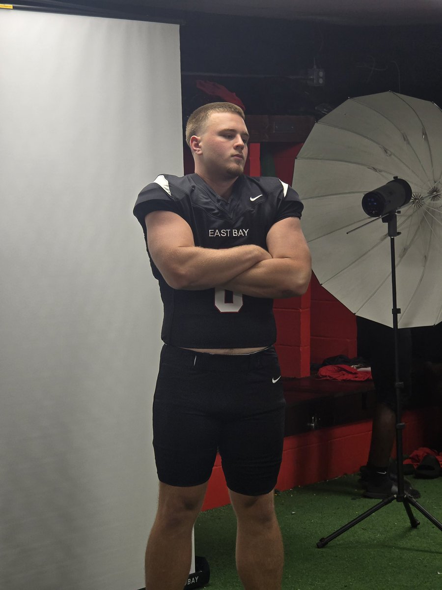 cole_sharpless's tweet photo. 6'2 255lb d-lineman | EastBay HighSchool an still got a senior year to play. #0 
@thecoachmccaleb @JHenderson_6 @CoachD_Simmons @SuncoastPreps @EBIndiansFB https://t.co/tOGzgR8ahA