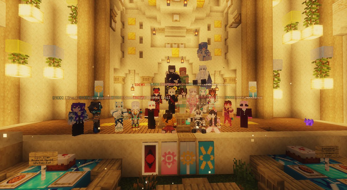 qyeugi's tweet photo. kinda cried at my speech today at the oomfies w oomfsmp i love u guys thank u https://t.co/1QiIK7Y8NA