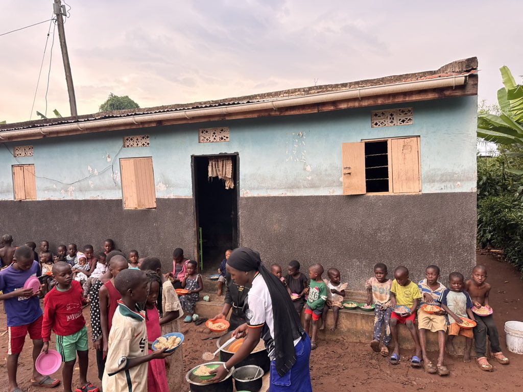 UgandaCentered's tweet photo. At the end of every month, we give our children a special meal—a meal they rarely get to enjoy. Their smiles, laughter, and grateful hearts remind us that even a simple plate of food can feel like a celebration. Thank you to everyone who makes these precious moments possible. https://t.co/75ApnldKxA