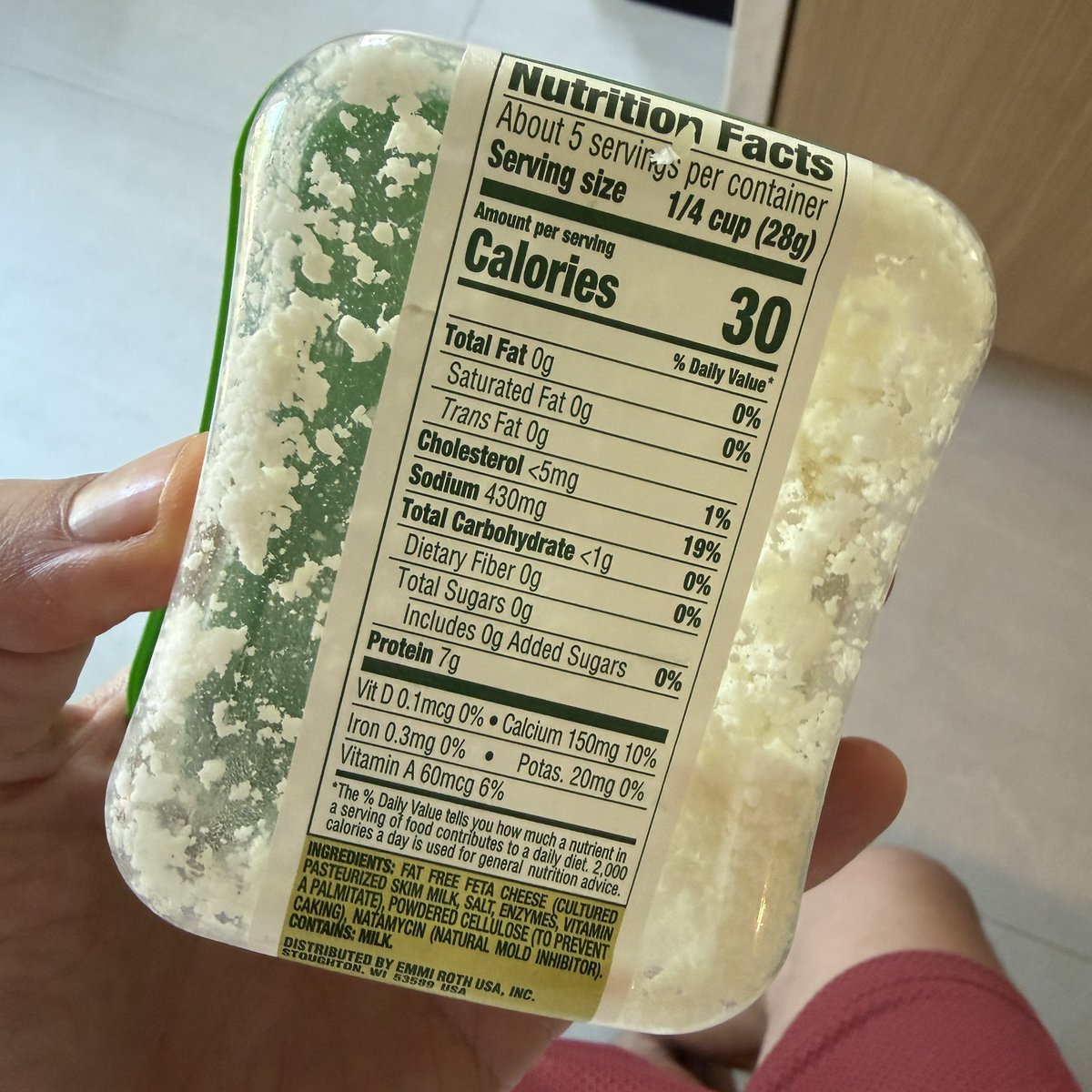 maxlugavere's tweet photo. The macros on this feta cheese beat most protein shakes. 

7 grams of protein
30 calories

Add to watermelon and I promise, you will see God. https://t.co/EBEVQ1cELN