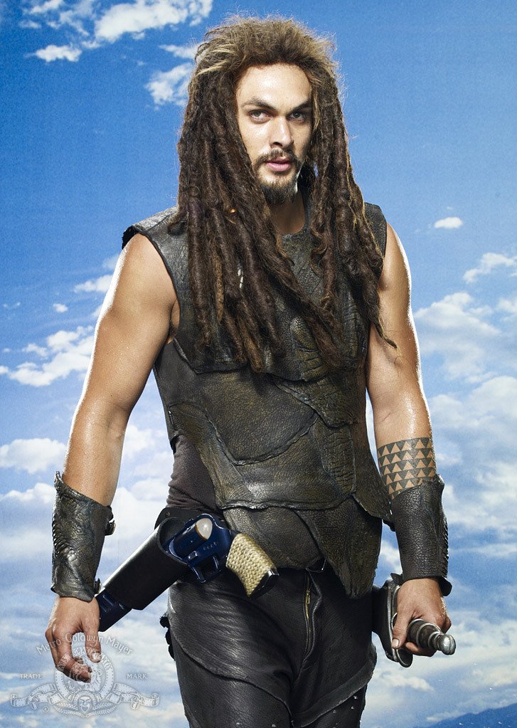 CorinneLe16979's tweet photo. Le bon moment pour parler de Jason Momoa, c’est tout le temps. Tout à fait et je souligne qu'il faisait  partie de #StargateAtlantis qui n'a pas eu de fin digne elle a été bâcler. Ou en êtes-vous de la nouvelle franchise #Stargate par #martingero #SaveStargate https://t.co/zZj4P6gNYG