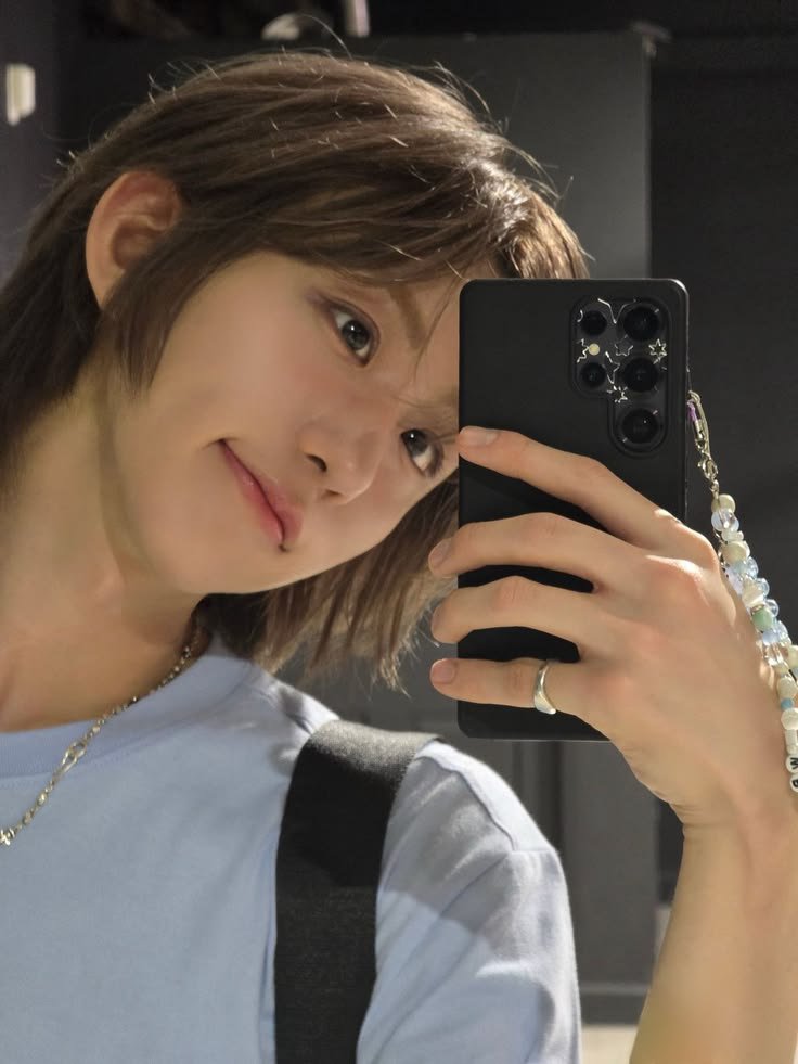 chocochipz_553's tweet photo. happy withid selca day everybody! ݁ ۪࣪ ִֶָ˖𓂃.₊𖥔
#WITHID #WSD #IDID_SELCADAY #IDIDSELCADAY #ISD #IDID #박원빈 #PARKWONBIN https://t.co/pZrpdNMf6m