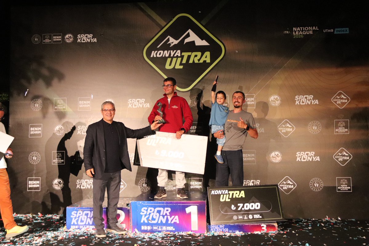 GSB_Konya's tweet photo. Konya Büyükşehir Belediyesi tarafından, Sille’nin tarihi ve doğal parkurlarında düzenlenen Konya Ultra Trail yarışlarında sporcular; 74K, 55K, 30K, 16K ve 5K parkurlarında dayanıklılık ve azimlerini ortaya koydu. Tarihi Sille, Gevale ve çevresindeki zorlu arazi etaplarında gerçekleşen organizasyon, doğa ve sporu bir araya getirdi.

Yarışlarda dereceye giren sporculara madalyaları, Konya Gençlik ve Spor İl Müdürümüz Muzaffer Çintimar tarafından takdim edildi. 🥇🥈🥉