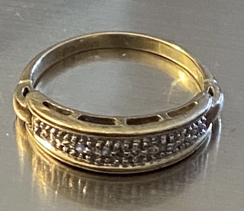 Vintage0Antique's tweet photo. Check out #Vintage #Hallmarked 9ct Yellow #Gold 8 #Diamond #Ring U.K. size J 1.81g https://t.co/wHoqi3m2O0 #eBay via @eBay_UK https://t.co/LwaJ6rj5EJ