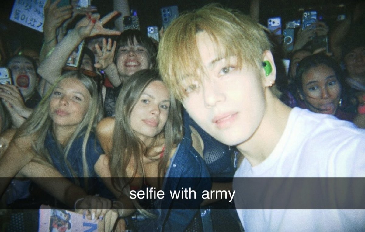 m9876y's tweet photo. @2kookie4skool literally ahahahaha https://t.co/YmLxHYFRpl