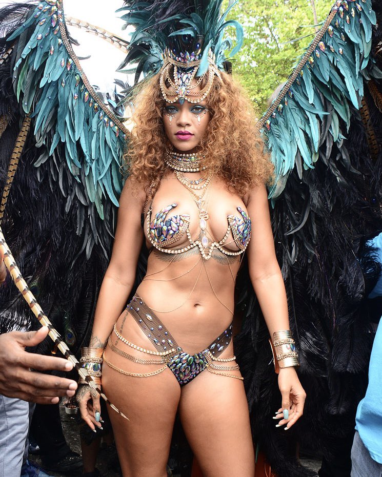 gabgonebad's tweet photo. Rihanna for Crop Over 🇧🇧 https://t.co/VMzEEnIBeE