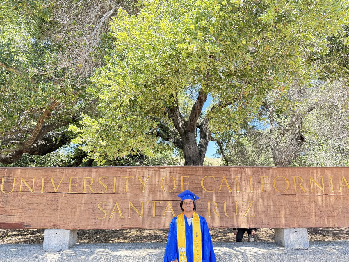 Mathesh0208's tweet photo. Seems like persistence is the key.
I am happy to share that I have graduated @ucsc and have received two offers one from AWS to work on hardware team and another from Tesla to work Optimus manufacturing and I have decided to proceed with Tesla.
#tesla #Graduation #ucsc #job https://t.co/Bu6C57wnQF