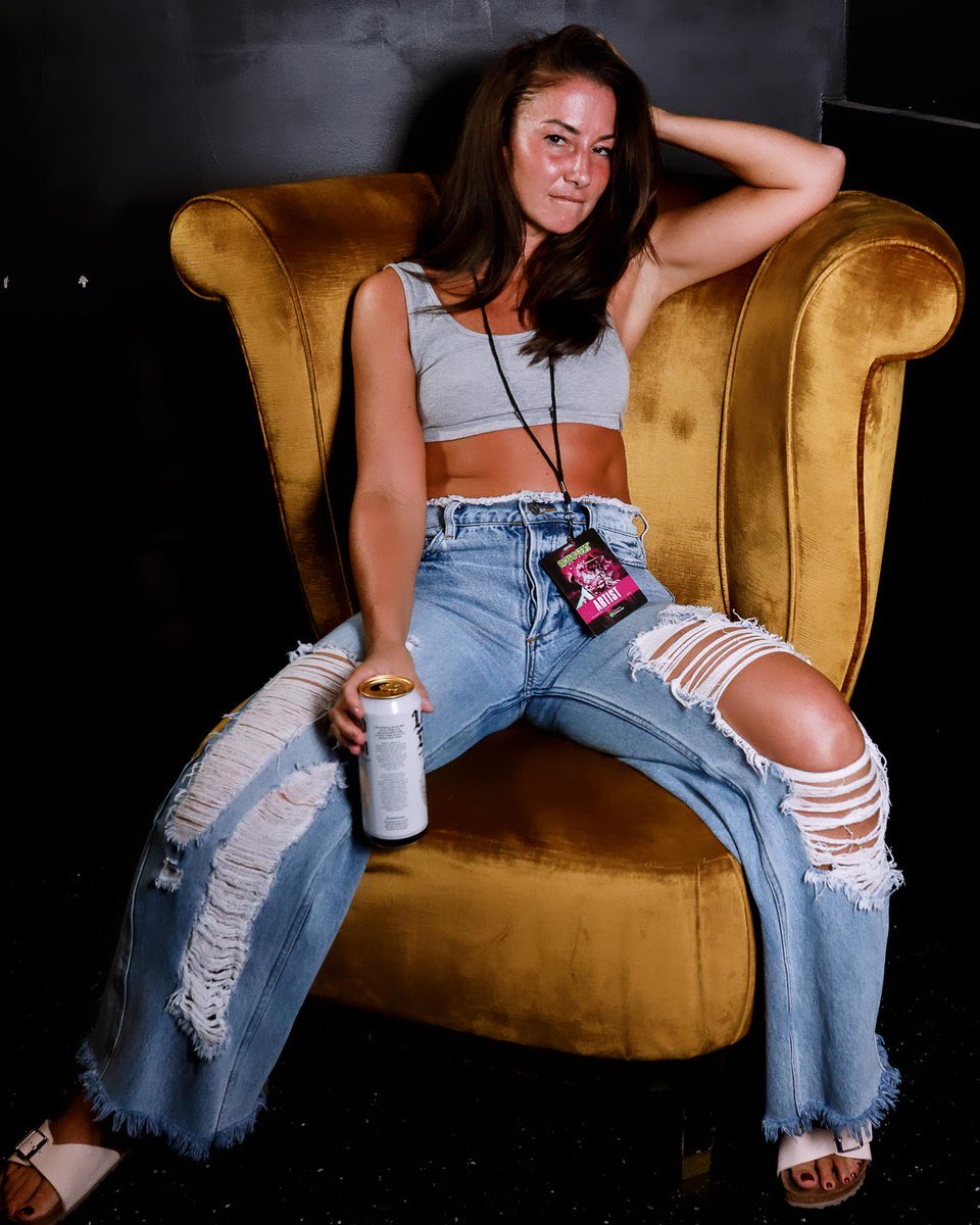 BreastFedATX's tweet photo. @columtyrrell https://t.co/Zo79ZltROR