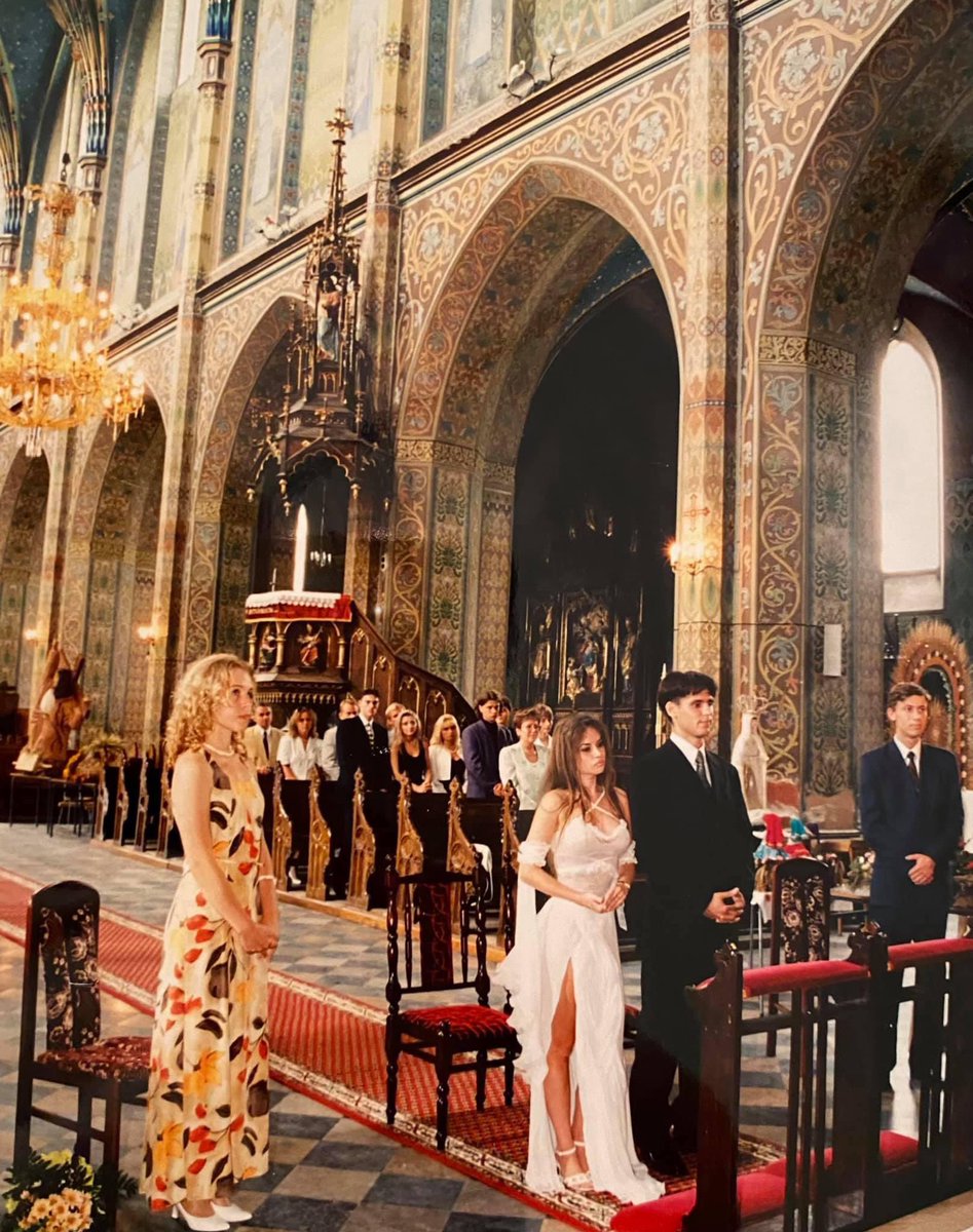 adam_abramczyk's tweet photo. 30 lat temu - 2 sierpnia 1996 roku - wzięliśmy z moją wspaniałą żoną ślub. Perłowe gody, a my się dopiero rozkręcamy! ❤️🥂🔥 https://t.co/NX7Hs8622k