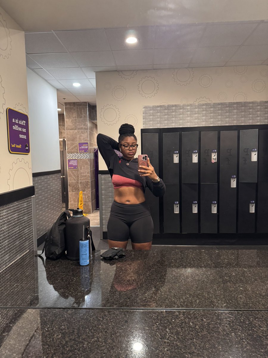 getfitwithmya's tweet photo. #gymgirlie #getfitwithmya https://t.co/mmcmWJ81g6