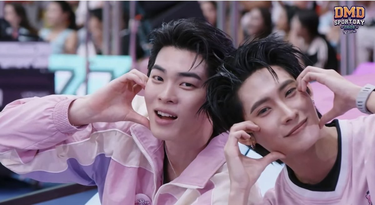 Nongnong1978_'s tweet photo. น่ารักอ่ะ น่ารักที่สุดเลยค้าบ🥰🤗👍
ขอให้มีความสุขมากๆน่ะมีแต่สิ่งที่ดีๆเข้ามา
มีคนรักและเอ็นดูเพิ่มขึ้นเยอะๆน่ะคนเก่ง
ชีรี่ส์ดังๆๆปังๆๆๆน๊าค้าบหนุ่มหล่อ🩷🫰🌱⛹️DMD SPORTS DAY 2026
#DMDSPORTSDAY
#กีฬาสีดูมันดิ2026
#PINKPOWER @mytonsrn #mytonsrn
#ต้นรักของศรัณญ์ https://t.co/UZaLuwGMmQ