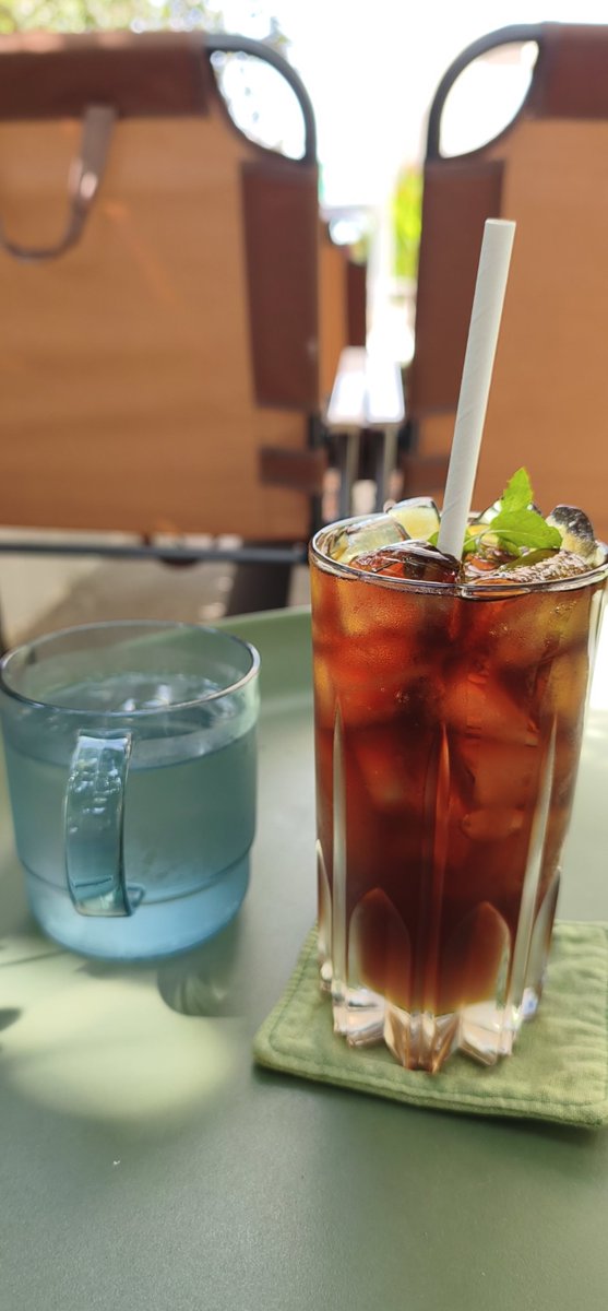 cuong44376178's tweet photo. Mời mọi người ly Coldbrew chanh vàng  nhé. Uống cũng ngon phết đó chứ https://t.co/9P97sHlvT9