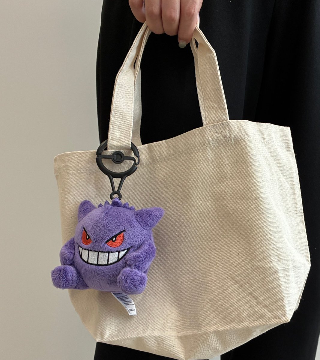 poke_times's tweet photo. あ、あの人ゲンガーが相棒なんだ……😊
https://t.co/xyGeof2VfM https://t.co/debRje1Ek1