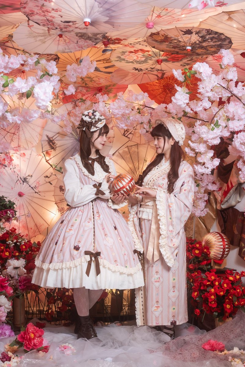 7/17⑧巻発売「着物ちゃんとロリータちゃん」公式 (@kimonololi