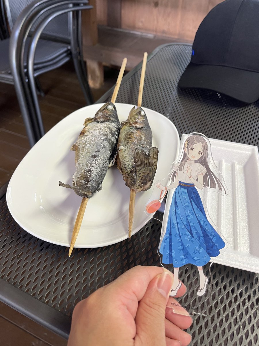 Sueyu7735's tweet photo. 釣った魚は炭火焼きで https://t.co/paoApQBhjW