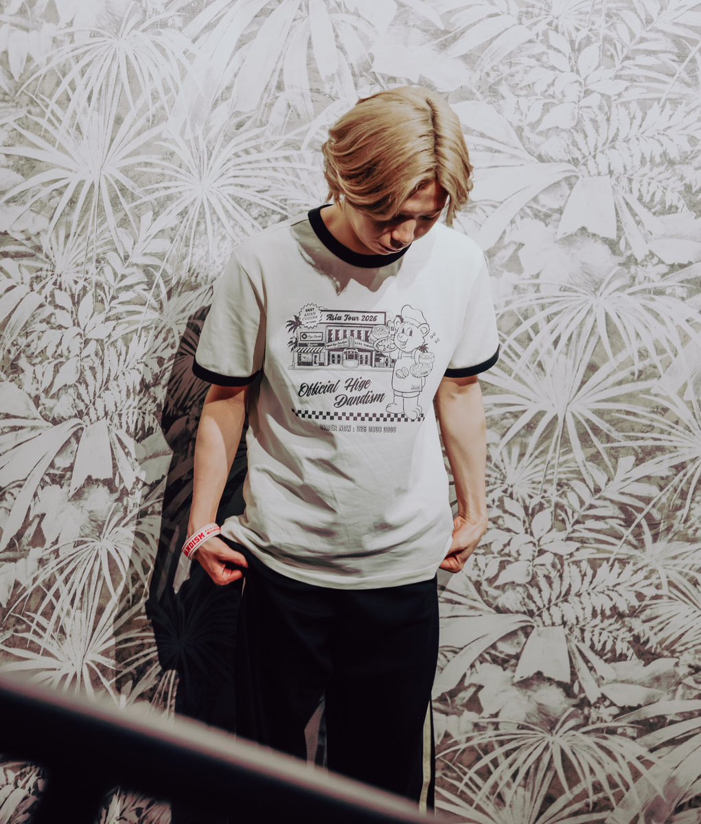 officialhige's tweet photo. 【ASIA TOUR GOODS👕】

Instagramにて着画を公開しました📸
https://t.co/4b6TqI57Z1

事前予約販売中🛒

▼詳しくはこちら
https://t.co/gxJRJw8B1Y https://t.co/VNqhSQi5V1