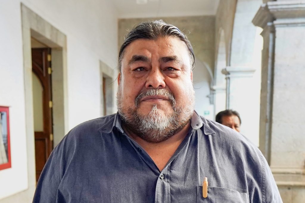 jorgegogdl's tweet photo. Se acuerdan de Flavio Sosa, dirigente de la Appo que solo tiene la secundaria y ahora es Secretario de cultura con @salomonj 

La transformación le hizo justicia y ahora tiene 2 terrenos y sueldazo. Otro hijo del pueblo como Noroña. https://t.co/dYxTdAbPa4