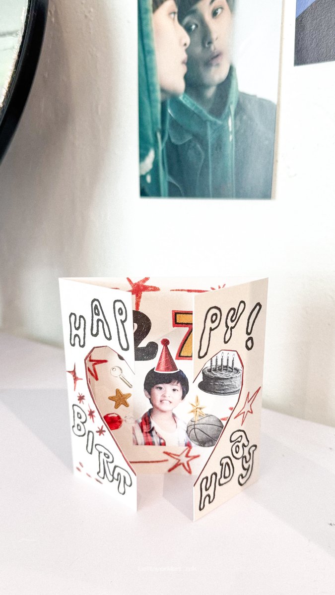 LeRayonVert_mk's tweet photo. 2026 Mark Lee Birthday Event
 'dear. MY FRIEND'
- Ralph's Coffee Cookies + 🐯💙

마크의 사랑이 담긴 카드도 쿠키도 사랑스럽다🥹
디어 마이 프렌드 마크야 생일 축하해 사랑해💝

#오랜내여름민형아생일축하해
#AlwayswithMarkLee https://t.co/KFNjWxkXnl