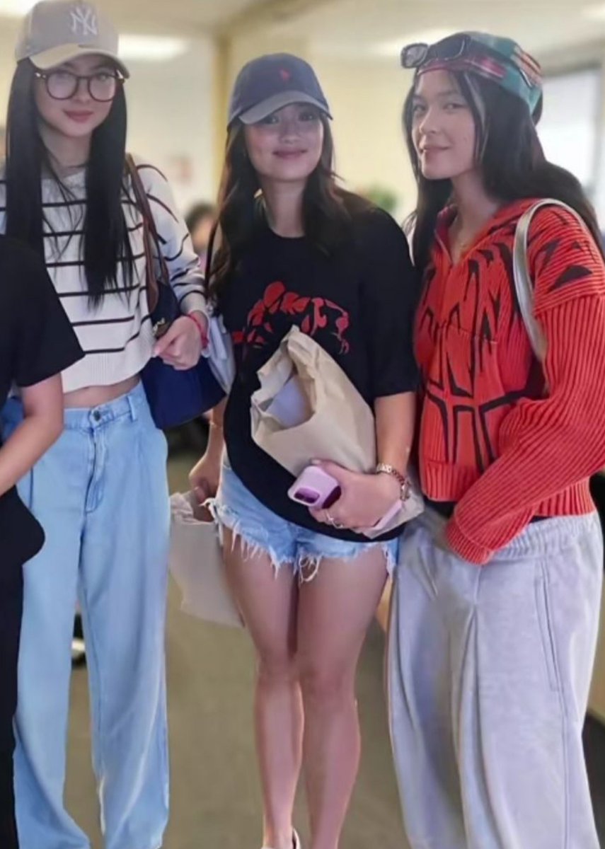 thepinkrose12's tweet photo. Finally nag kita kita na ulit ang #KaiRainJas 

#KaiRain 
ctto https://t.co/XamBmWRh9s