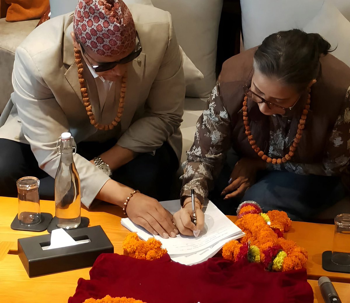 RONBupdates's tweet photo. Shahi Youths Shakti Nepal has started a nationwide digital signature campaign demanding a king as a guardian &amp; Manisha Koirala has also signed in their campaign. #News https://t.co/YghXhPdpDy
