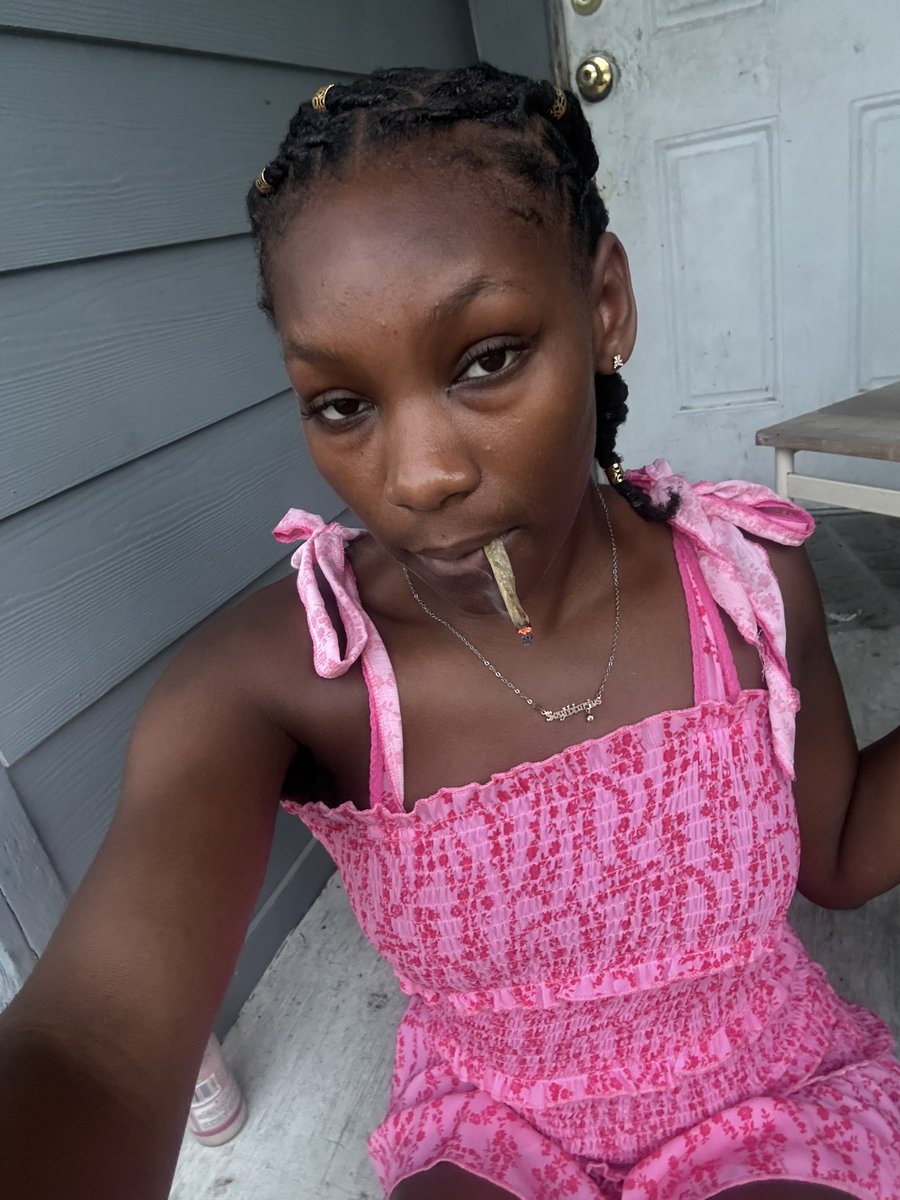 BraylonRiley's tweet photo. So u can’t roll up for me ?🥲 https://t.co/RSfQktk3LG