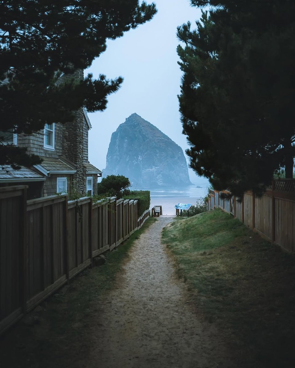 flower6260's tweet photo. Oregon Coast https://t.co/1iFLS5f7pT