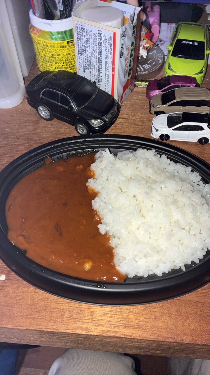 VTuberz1's tweet photo. にゃ♡♡みりあのお昼ご飯にゃ🐱
カレーライス最高にゃ♡♡
あとあとみりあね
最推しの1人ふわねこ るなちゃんのネップリ
やってきたにゃ♡♡
 #みりあのもぐもぐタイム
 #ふわねこるな https://t.co/mHJAQRjC4x