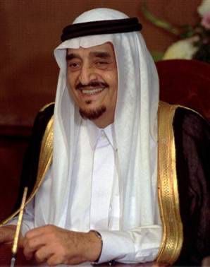 abdulrahman's tweet photo. رحم الله فهد بن عبدالعزيز وغفر له وأسكنه الفردوس الأعلى من الجنة ، رحل منذ 21 عامًا ولازالت ذكراه عطرة بما قدمه لبلاده وأمته من أعمال سطرها التاريخ بحروف خالدة. #ذكرى_وفاة_الملك_فهد https://t.co/GxNw3x8WSM