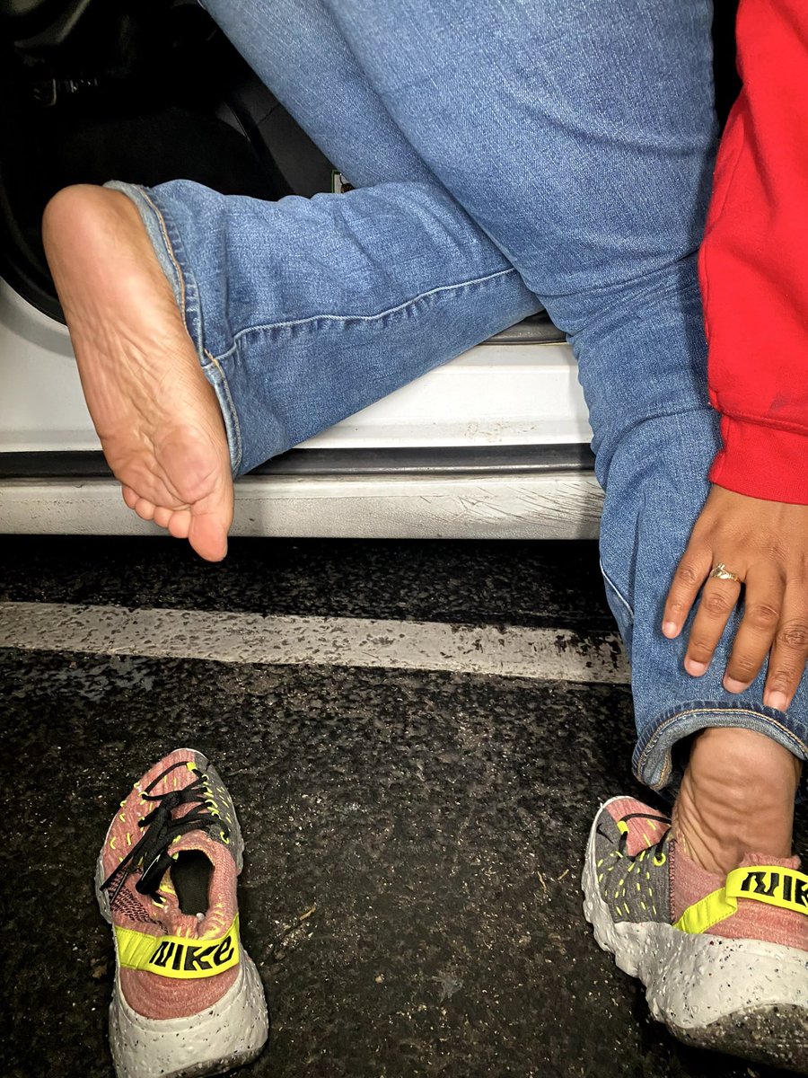 wgtfent's tweet photo. Lick The Bottom Of My Shoe &amp; Maybe You Can Kiss My Soles After Loser😈 https://t.co/4Ug2xUPvCt
