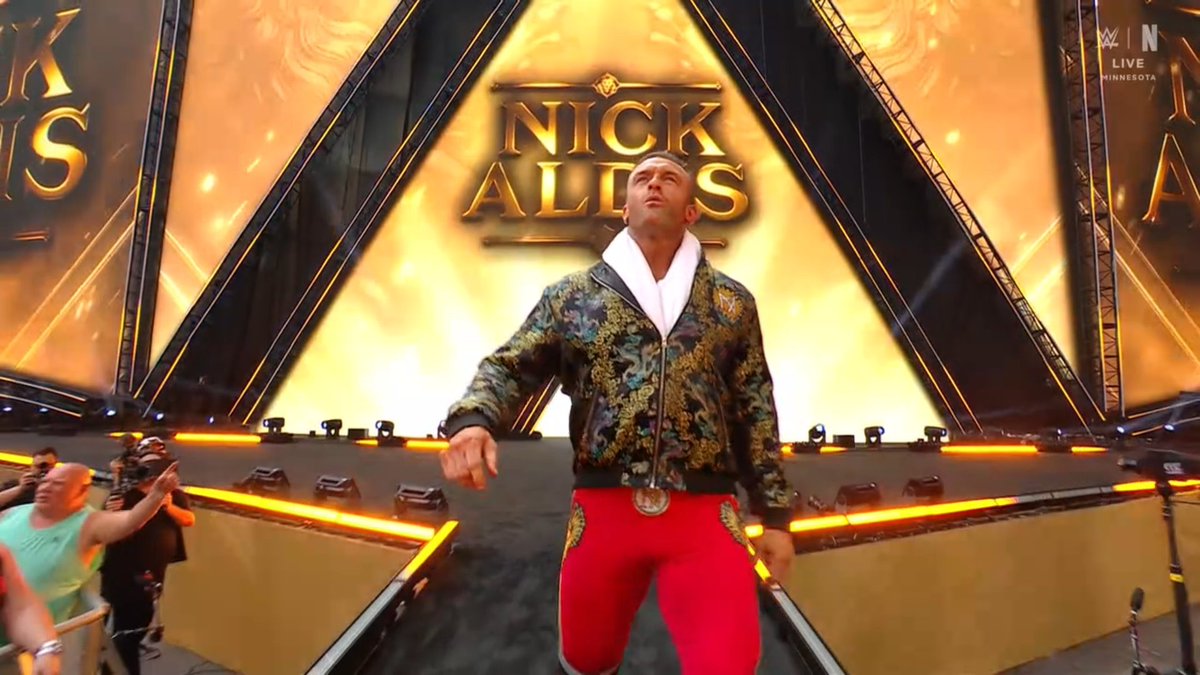 EliteClubS0B's tweet photo. Nick Aldis making his entrance for his first-ever WWE match at SummerSlam.

MAGNUS IS BACK 😭❤️

#SummerSlam https://t.co/jOJE8X3pwb