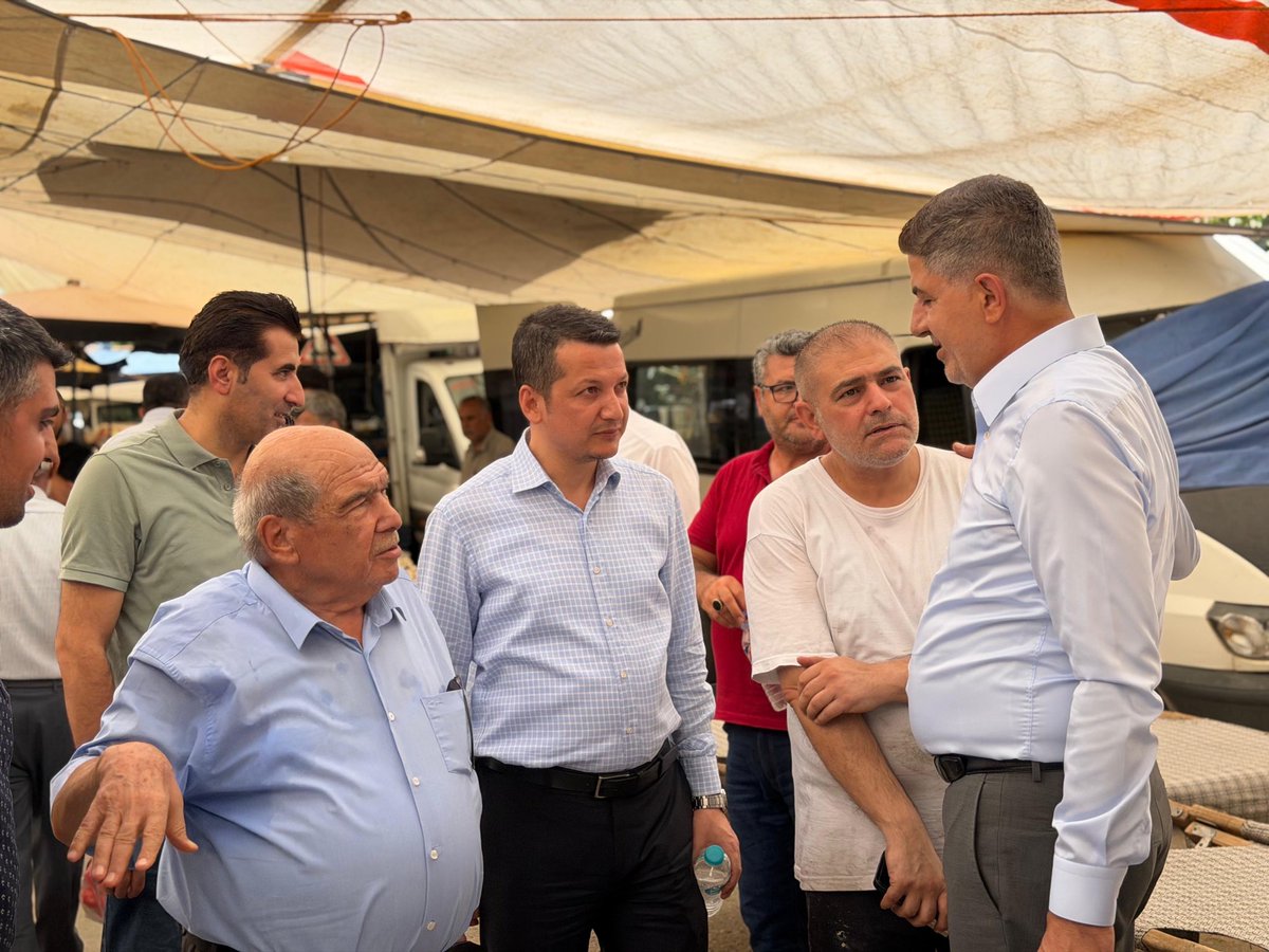 m_fatiholgun's tweet photo. Adıyaman Milletvekillerimiz Sayın İshak Şan ve Sayın Mustafa Alkayış, İl Başkanımız Sayın Ekrem Çadır ile teşkilat mensuplarımızla birlikte Cumartesi Semt Pazarı’nı ziyaret ederek esnafımız ve kıymetli hemşehrilerimizle bir araya geldik.

Pazar esnafımıza hayırlı ve bereketli kazançlar, vatandaşlarımıza ise sağlık, huzur ve afiyet dolu günler temennisinde bulunduk.

AK Parti olarak gönüllere dokunmaya, milletimizle iç içe olmaya ve her fırsatta hemşehrilerimizin yanında yer almaya devam ediyoruz.

Birlik ve beraberliğimiz daim, muhabbetimiz güçlü olsun.
@abuyukgumus @hakanaksu058 @farukaytek @dr_ishaksan @MustafaAlkayis @avekremcadir