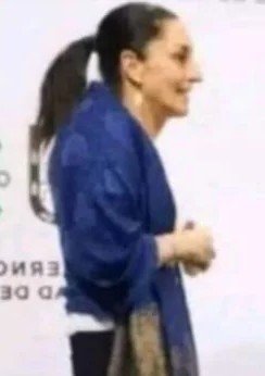itzuwanaru's tweet photo. @porktendencia "oy vey no serás judía pero adoramos al mismo dios, toma una casa"
La shitbaum https://t.co/iWVM7oPo9U