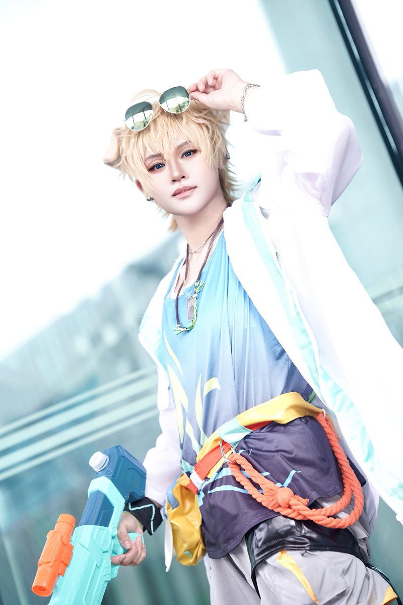 XRENND's tweet photo. #명일방주
#Arknights
#明日方舟
#cosplay

테킬라 
🦮🦮🦮🦮🐶🐶
빵야 ㅋ     히죽 https://t.co/bUamd3JQCx