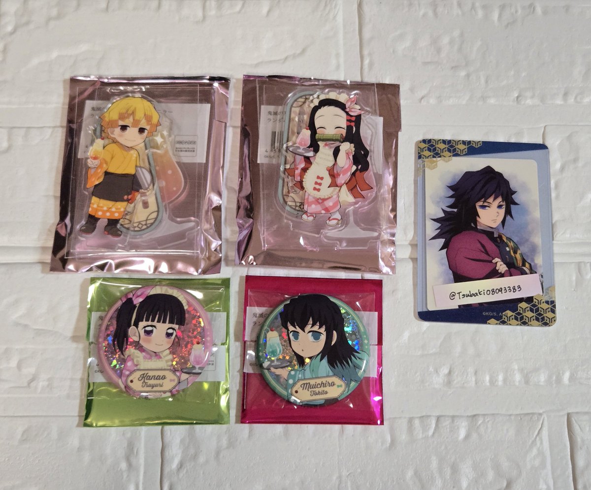 Tsubaki08093383's tweet photo. 【交換 譲渡】鬼滅の刃 ufotable cafe  クリームソーダパーラー 缶バッジ アクスタ

【譲】☆無一郎　カナヲ　善逸　禰󠄀豆子
【求】☆義勇　☆実弥　しのぶ　宇髄　蜜璃　定価(送料は当方負担)

☆同士の交換希望
同異種はアクスタ↔缶バッジ◎

難しいと思いますがどうぞよろしくお願いいたします🙇‍♀️ https://t.co/i9zWqNLXpr