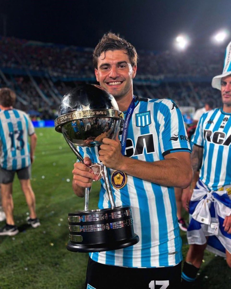 pereyrauli_'s tweet photo. gracias eternas capitán https://t.co/OMioQHTrDz