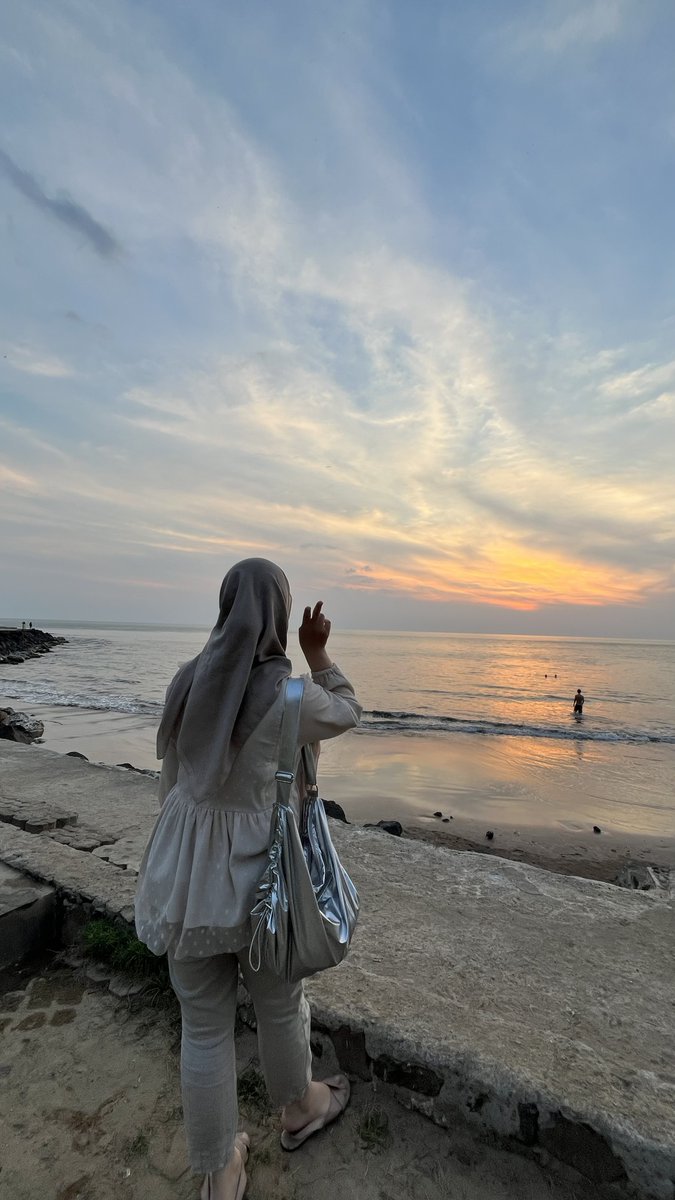 lockedbyyuya's tweet photo. Sunset
#SSD #SaiSelcaDay #42D https://t.co/HdMxuWV3U6
