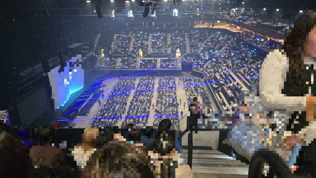 BORA__ham's tweet photo. GLION アリーナ神戸(兵庫)
ゴミランランルーありえんアリーナ
5階はクソすぎ人権ない
エスカレーター移動なだけマシ
なんで金払ってこんな標高高いねん
4枚目の写真の1番上とか端の席からは何が見えるんや
モニター…❓
駅から歩かなあかんくてアクセス悪い
音響の「り」みたいなやつちょっと邪魔 https://t.co/CRLhzT1Uep