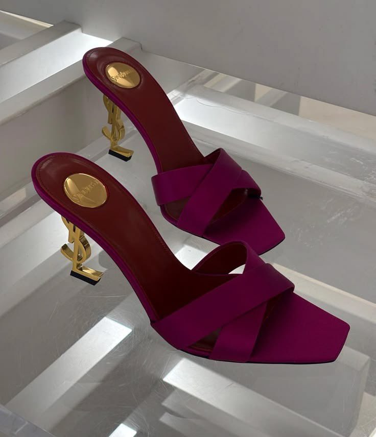 Mimiboards's tweet photo. Saint Laurent Opyum Satin Mules https://t.co/s1EvtWNv1t