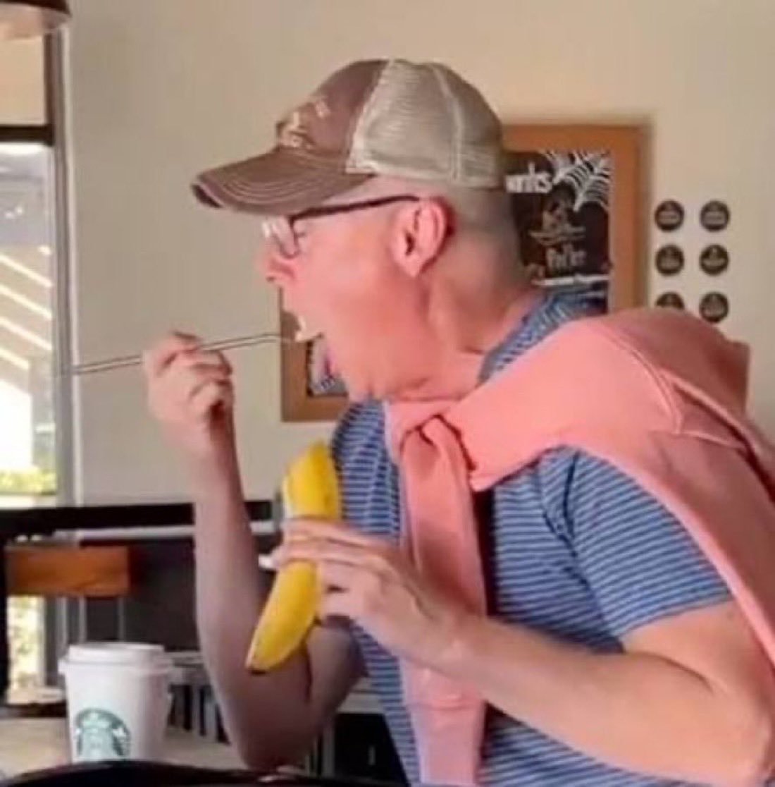 MyReAcTiOnToTh's tweet photo. @GuntherEagleman peak masculinity according to you https://t.co/EIZZM5sqqj