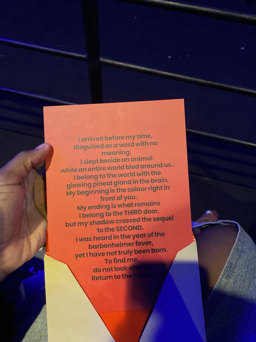 GaniyuL71388617's tweet photo. Okay guys I got the answer 😂
It’s REDANA
-the year of the barbenheimer
-appeared as a word with no meaning
-slept beside a wild animal
-begins with a color of the envelope “RED”
-return to the crime”SMOOTH CRIMINAL”
#rema #ravers #mavins https://t.co/zQKeBU69W8