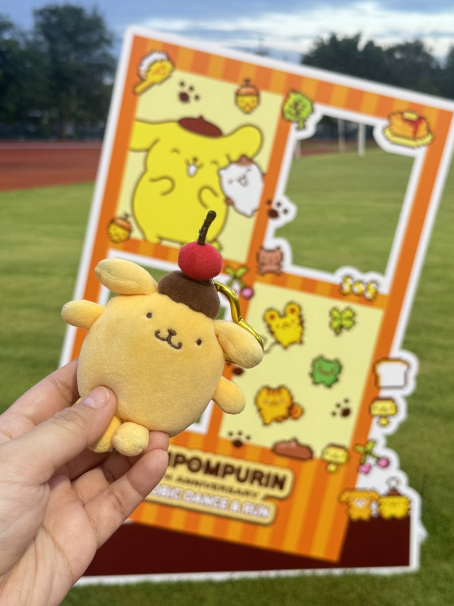 nannandyy's tweet photo. Pompompurin run มีความสุขมากครัชชชช https://t.co/RYtQIVrqQc