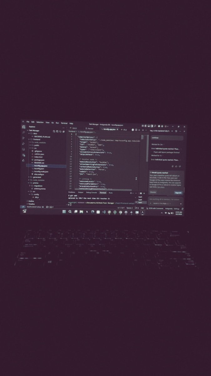 izrhel✦ tweet media